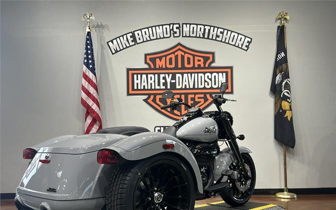 2024 Harley-Davidson Freewheeler