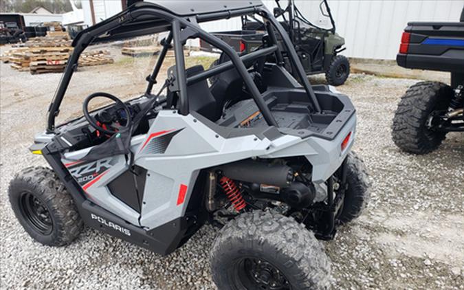 2024 Polaris RZR 200 EFI