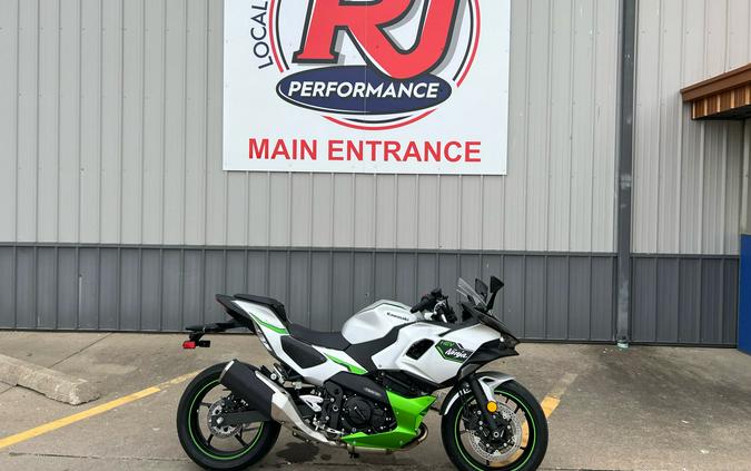 2024 Kawasaki Ninja 7 Hybrid ABS