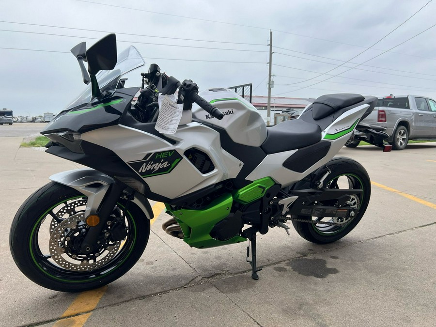 2024 Kawasaki Ninja 7 Hybrid ABS