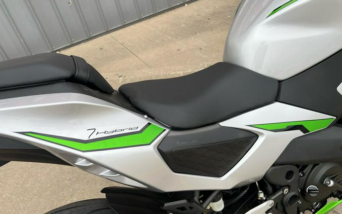 2024 Kawasaki Ninja 7 Hybrid ABS