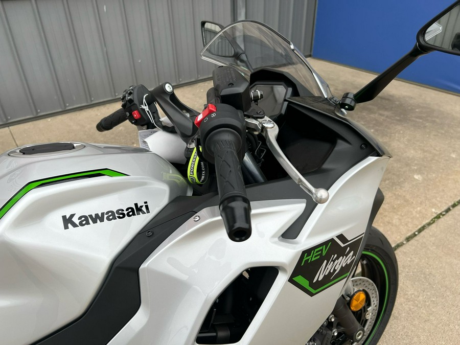 2024 Kawasaki Ninja 7 Hybrid ABS