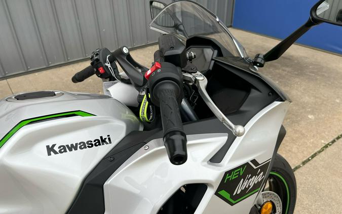 2024 Kawasaki Ninja 7 Hybrid ABS