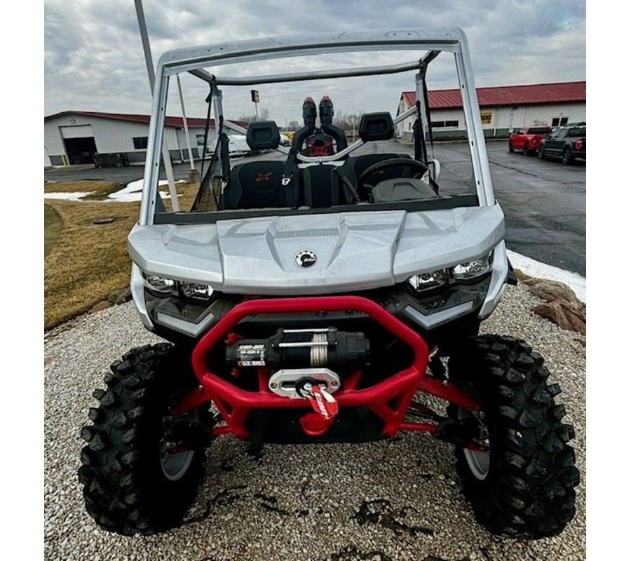 2025 Can-Am® Defender X mr HD10 Hyper Silver & Legion Red