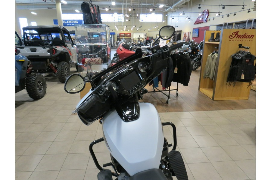 2025 Indian Motorcycle Chieftain® PowerPlus Dark Horse®