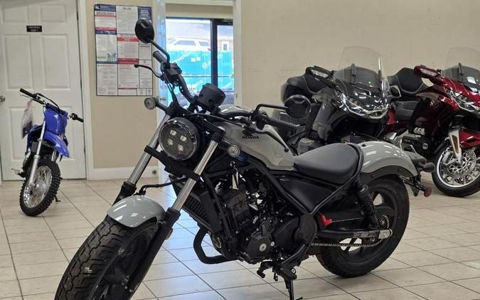 2026 Honda Rebel® 300 E-Clutch
