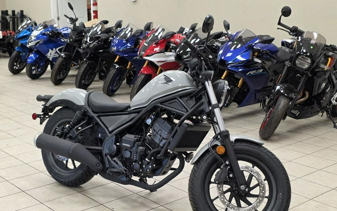2026 Honda Rebel® 300 E-Clutch