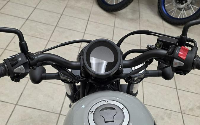 2026 Honda Rebel® 300 E-Clutch