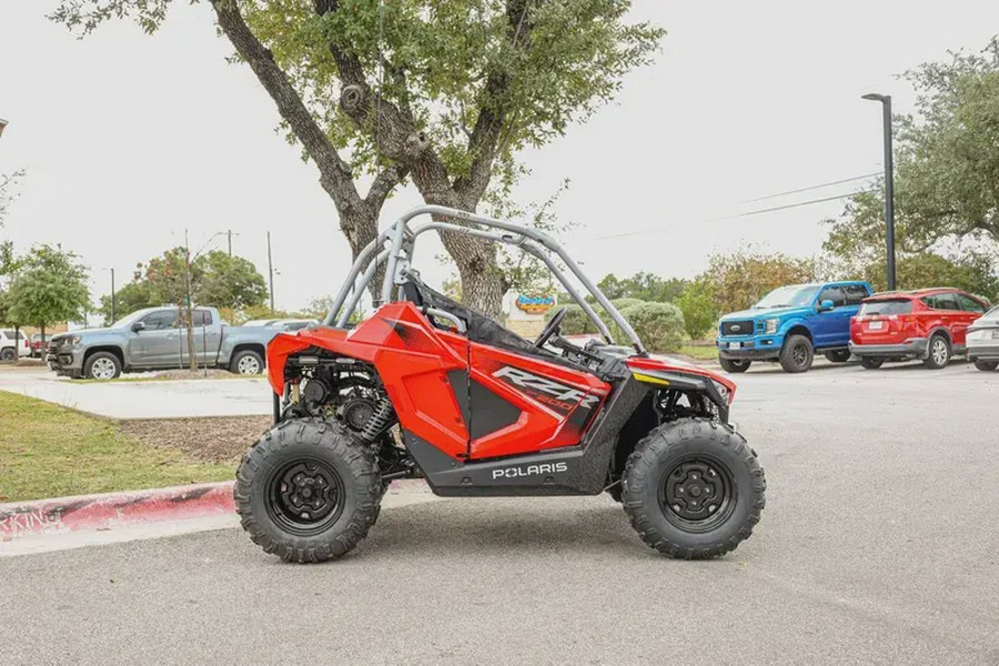 2026 POLARIS RZR 200 EFI