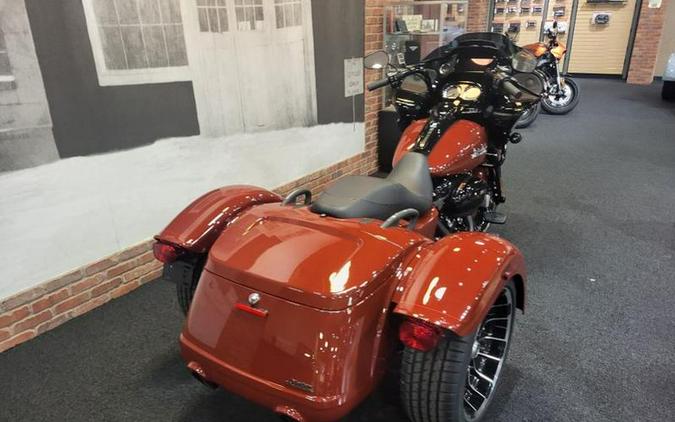 2023 Harley-Davidson Road Glide 3 Trike First Look [5 Fast Facts]