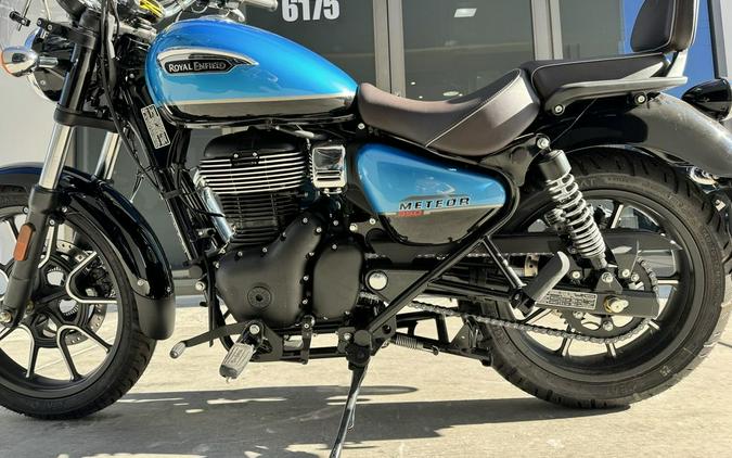 2023 Royal Enfield Meteor 350 Supernova Blue