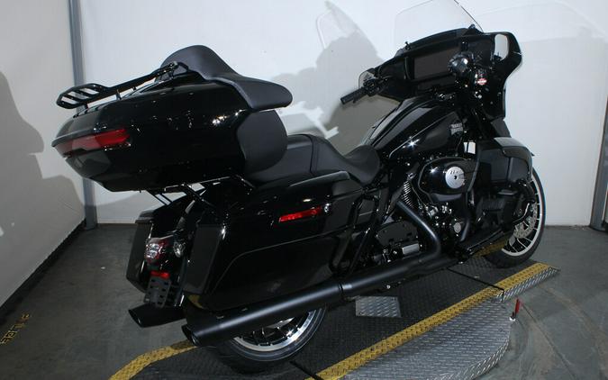 2026 Harley-Davidson Street Glide Limited Grand American Touring FLHXL