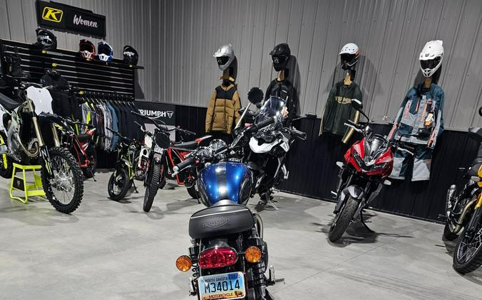 2023 Triumph Bonneville T100 Chrome Edition