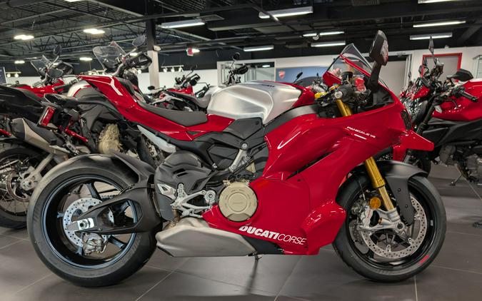 2026 Ducati PANIGALE V4 R