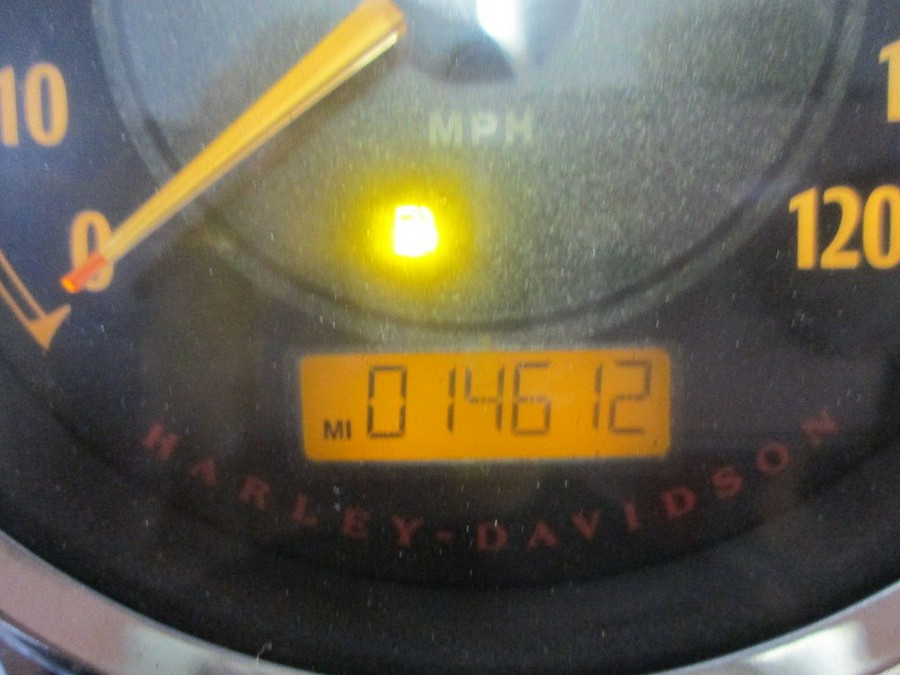 2012 Harley-Davidson® FLD - Dyna® Switchback™