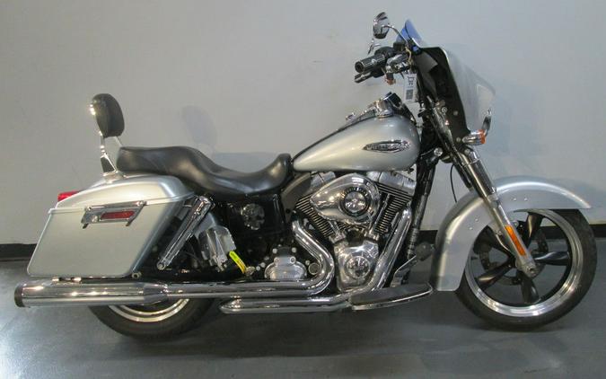 2012 Harley-Davidson® FLD - Dyna® Switchback™