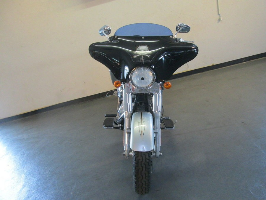 2012 Harley-Davidson® FLD - Dyna® Switchback™