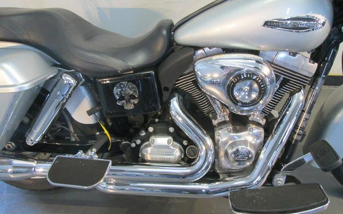 2012 Harley-Davidson® FLD - Dyna® Switchback™