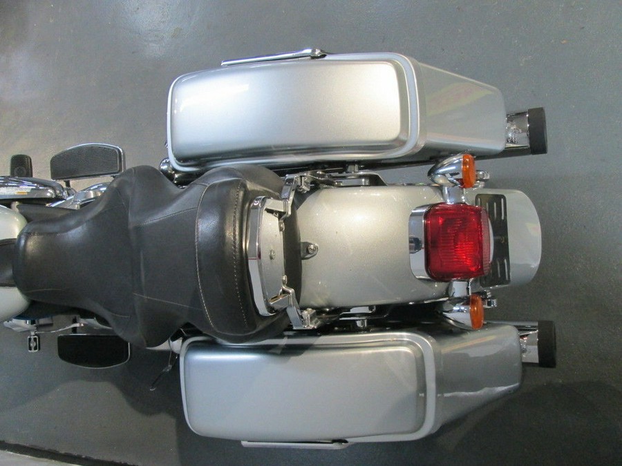2012 Harley-Davidson® FLD - Dyna® Switchback™