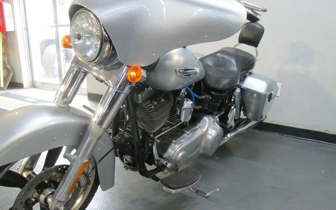 2012 Harley-Davidson® FLD - Dyna® Switchback™