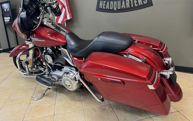 2019 Harley-Davidson Street Glide® Base