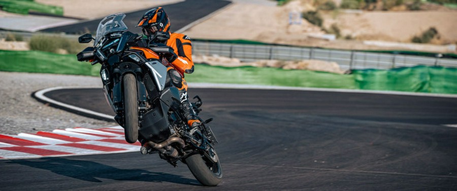 2027 KTM Super Adventure 1390 S EVO