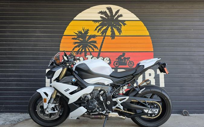 2025 BMW S 1000 R
