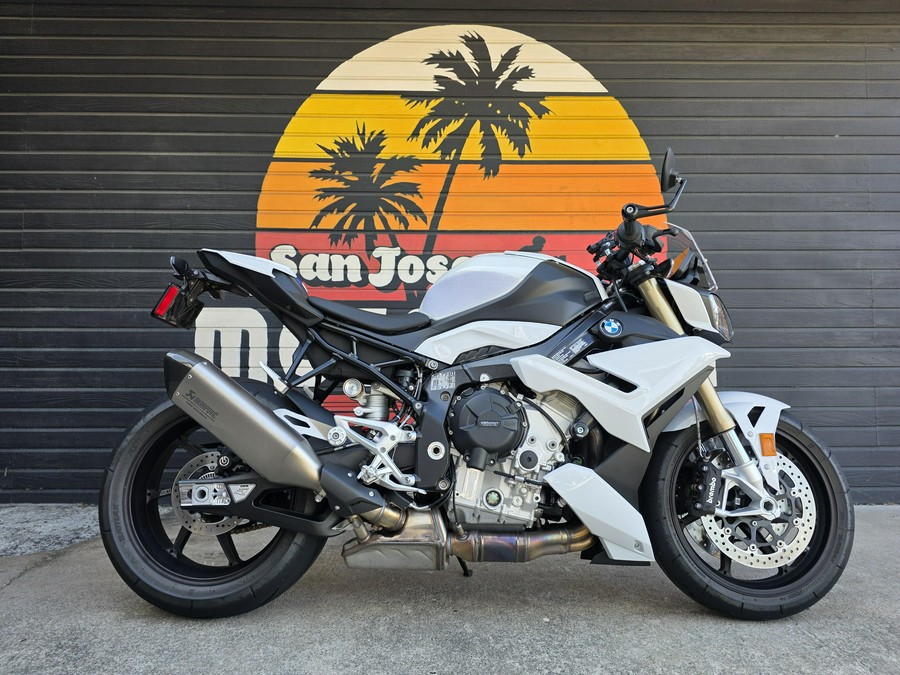 2025 BMW S 1000 R