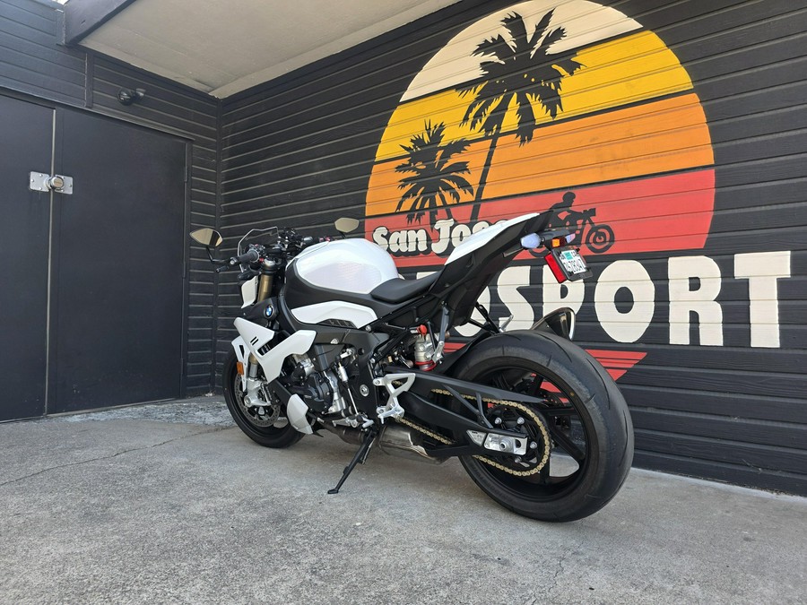 2025 BMW S 1000 R