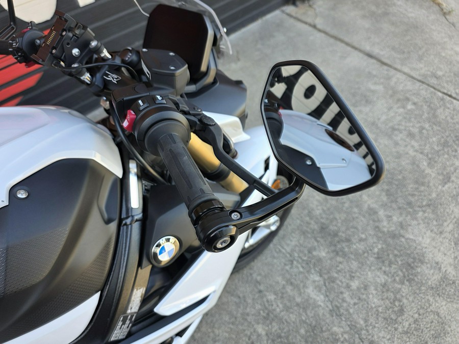 2025 BMW S 1000 R