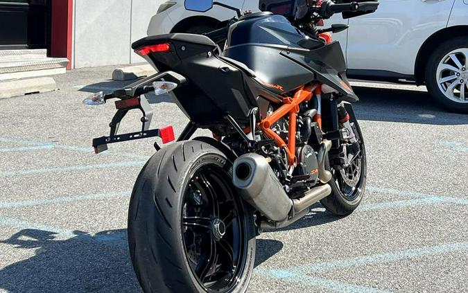 2021 KTM 1290 Super Duke R