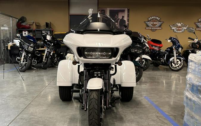FLTRT 2025 Road Glide® 3