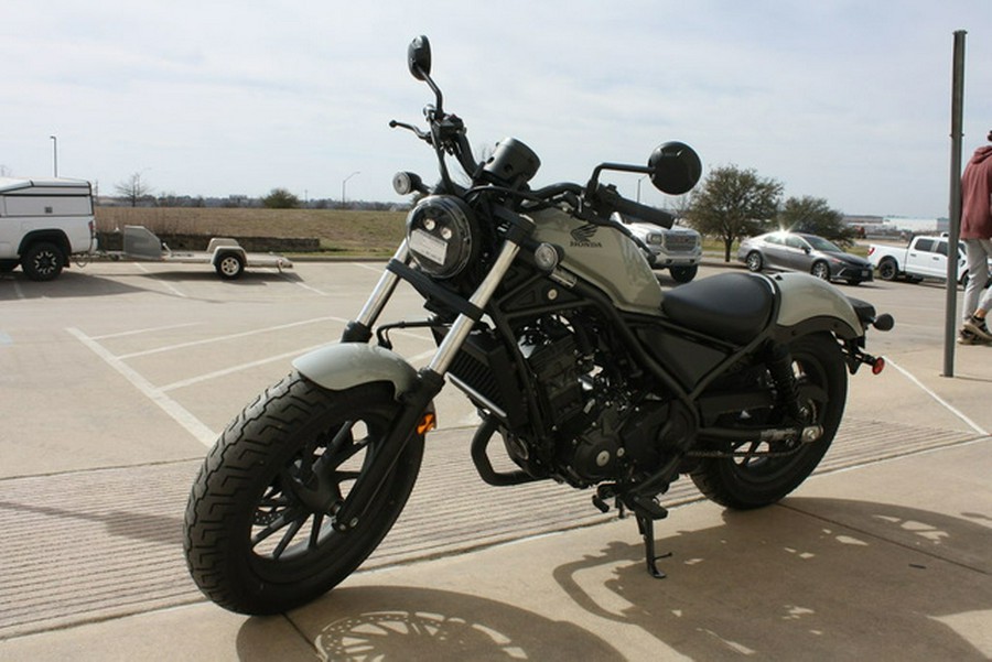 2026 Honda Rebel 300 E-Clutch