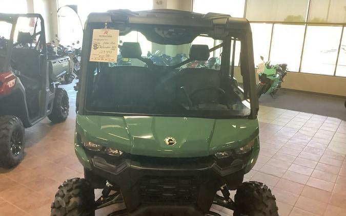 2026 Can-Am® Defender DPS CAB HD10