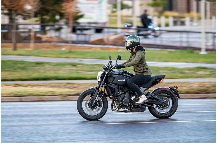 2023 700CL-X - CFMOTO