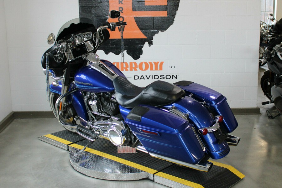 2019 Harley-Davidson Street Glide Grand American Touring FLHX