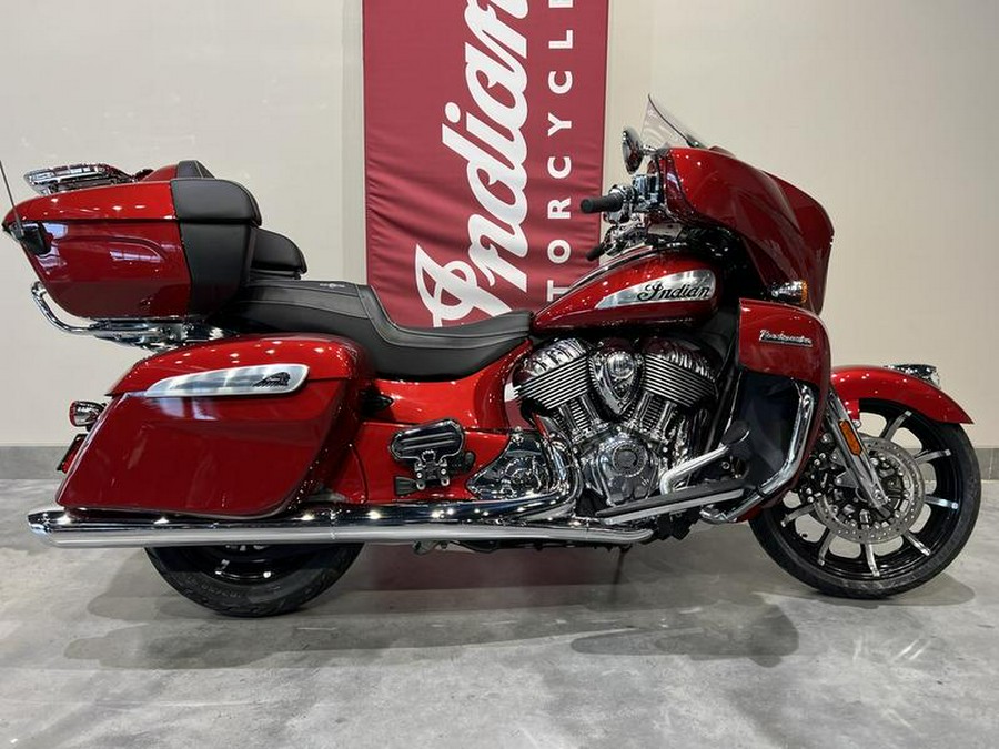 2023 Indian Motorcycle® Roadmaster® Limited Stryker Red Metallic