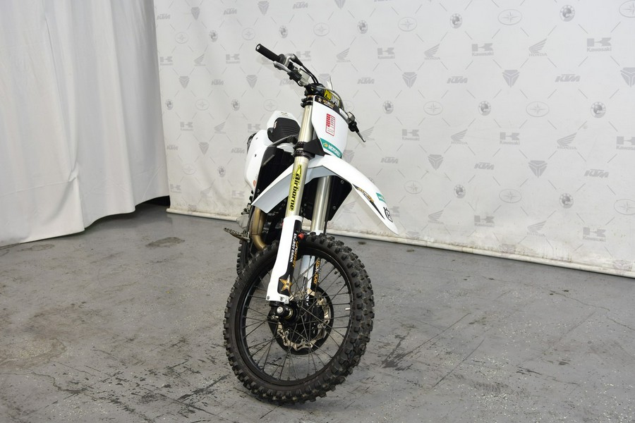 2022 FC 450 Rockstar Edition - Husqvarna Motorcycles