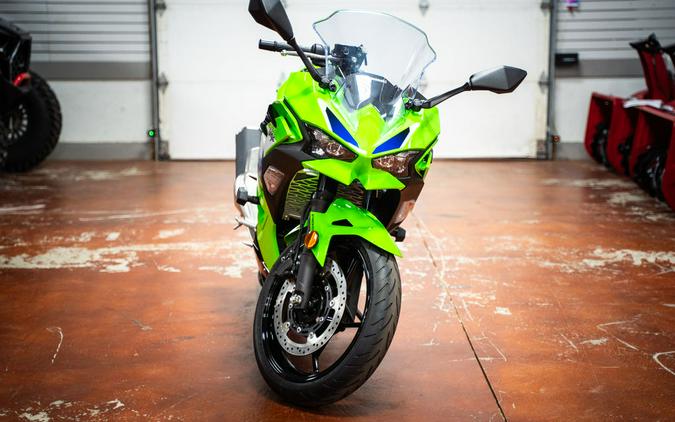 2026 Kawasaki Ninja® 500 ABS Metallic Matte Twilight Blue