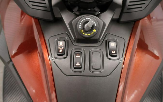 2026 Can-Am® Spyder RT Sea-to-Sky Mars Red