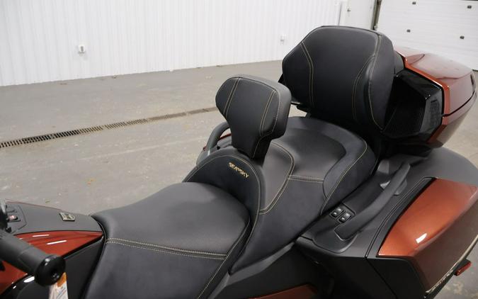 2026 Can-Am® Spyder RT Sea-to-Sky Mars Red