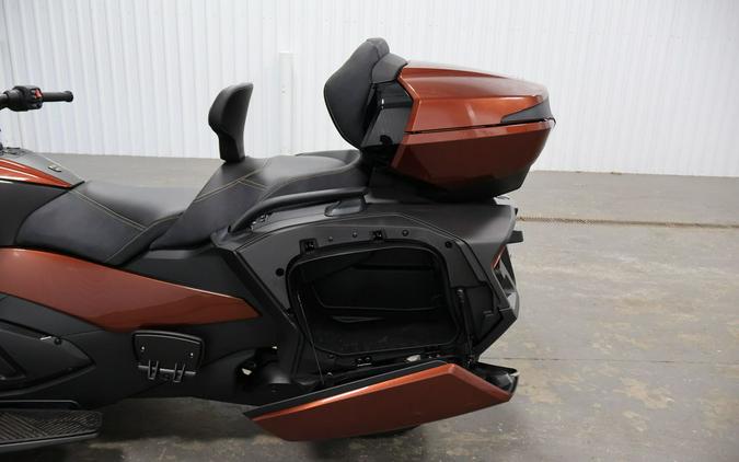 2026 Can-Am® Spyder RT Sea-to-Sky Mars Red