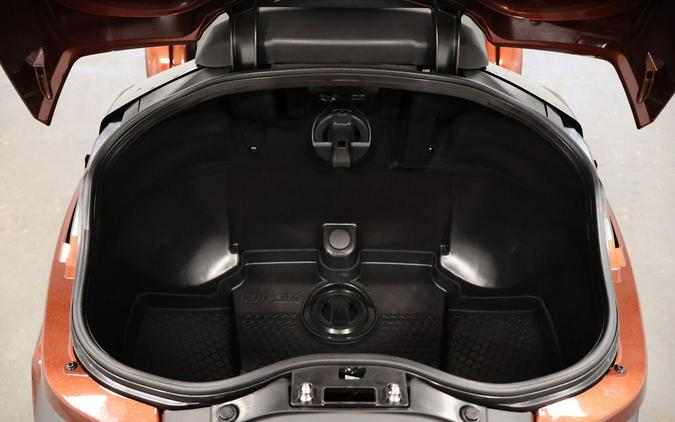 2026 Can-Am® Spyder RT Sea-to-Sky Mars Red