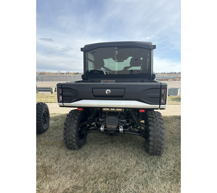 2026 Can-Am Defender Limited HD11