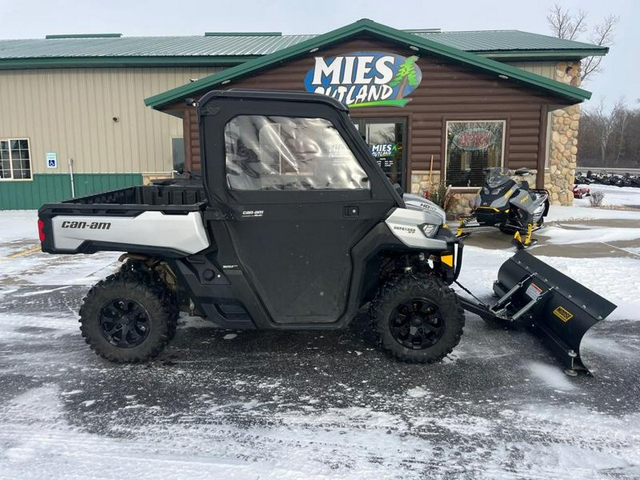 2019 Can-Am® Defender XT™ HD10