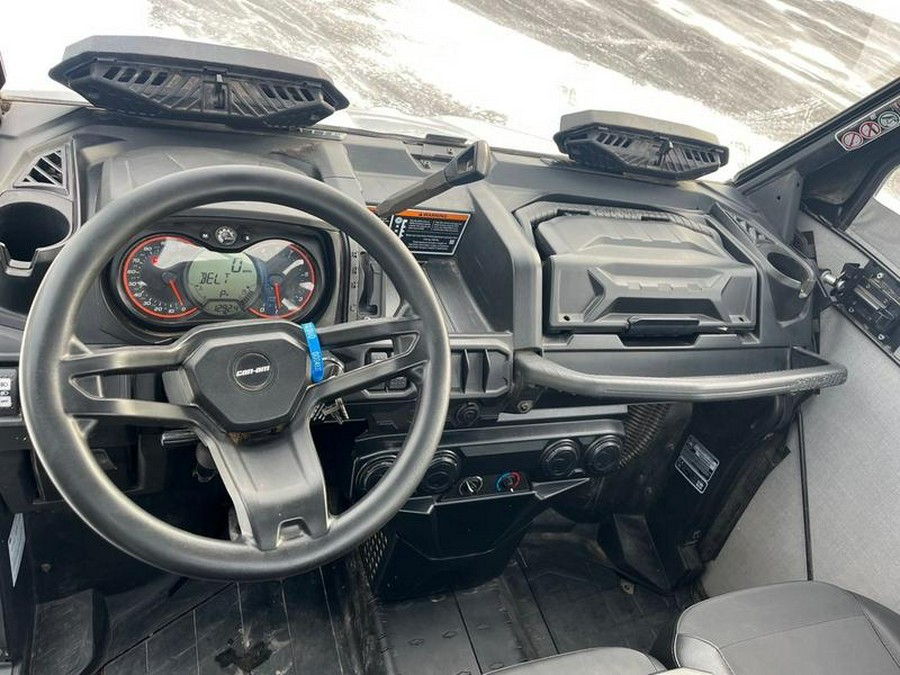 2019 Can-Am® Defender XT™ HD10