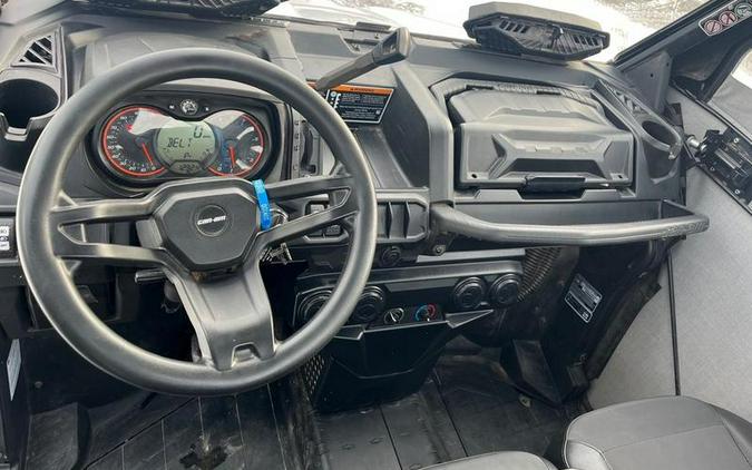 2019 Can-Am® Defender XT™ HD10