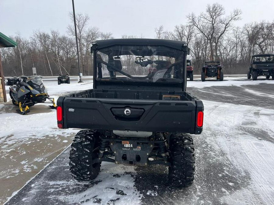 2019 Can-Am® Defender XT™ HD10