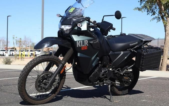 2025 Kawasaki KLR®650 Metallic Matte Old School Green