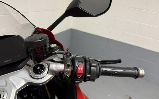 2026 Ducati Panigale V2